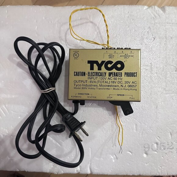 Tyco 899V Hobby Transformer 120V AC 60Hz Input 18V DC 20V AC Output - Picture 8 of 13